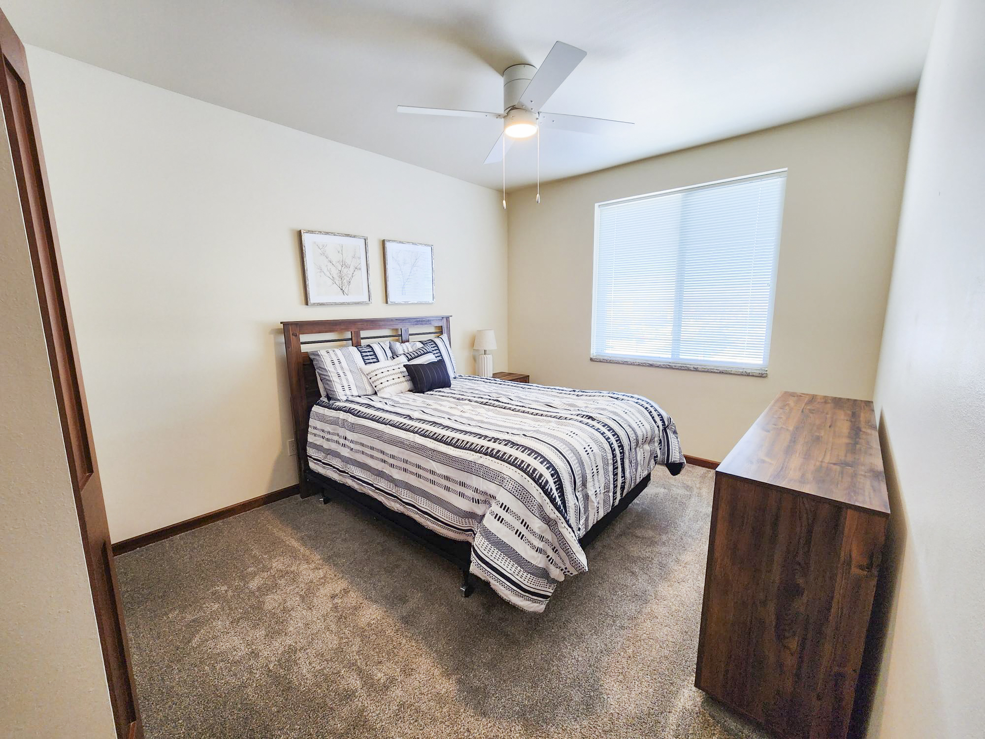 KC Lofts apartment listing - bedroom